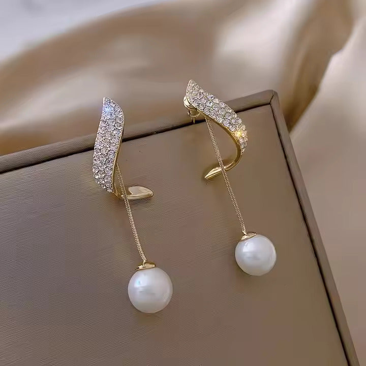 Pearl Drop & Dangler Earring-0